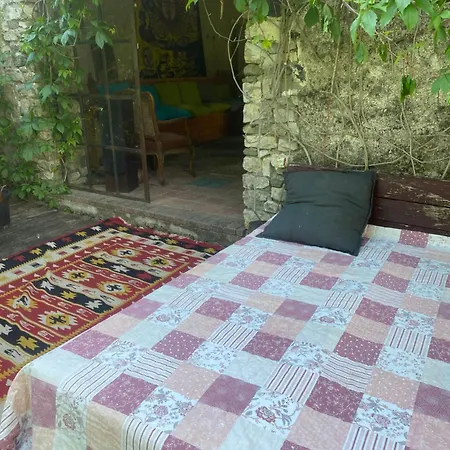 Angel Village Barn House Апартаменты Szentantalfa